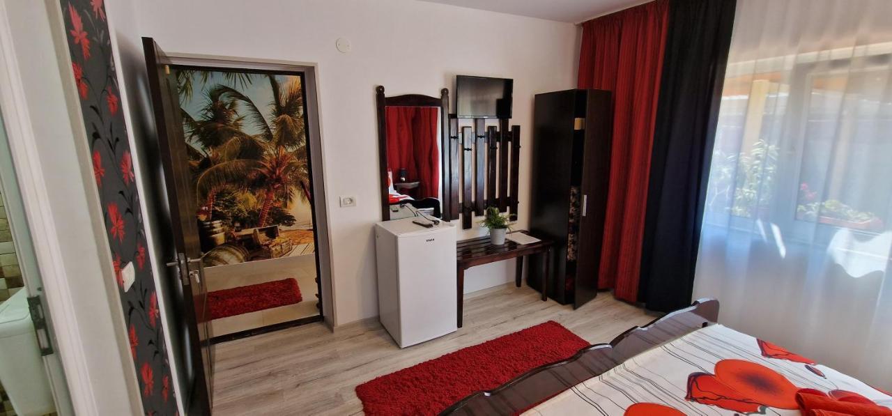 Casa Sebastian Hotel Costineşti Cameră foto
