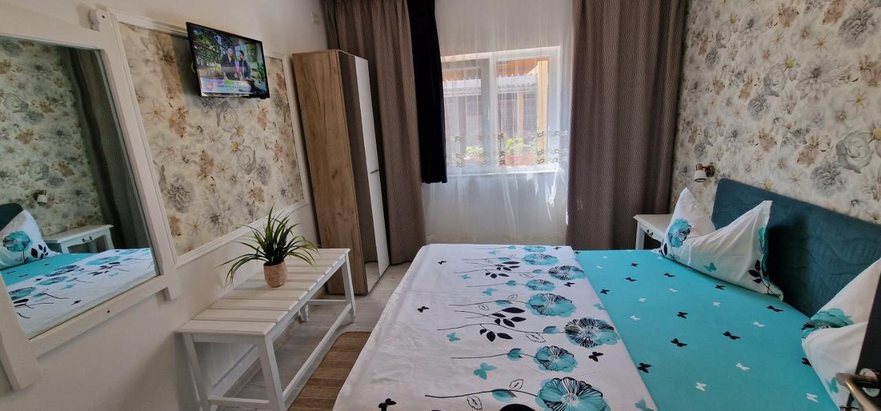 Casa Sebastian Hotel Costineşti Cameră foto