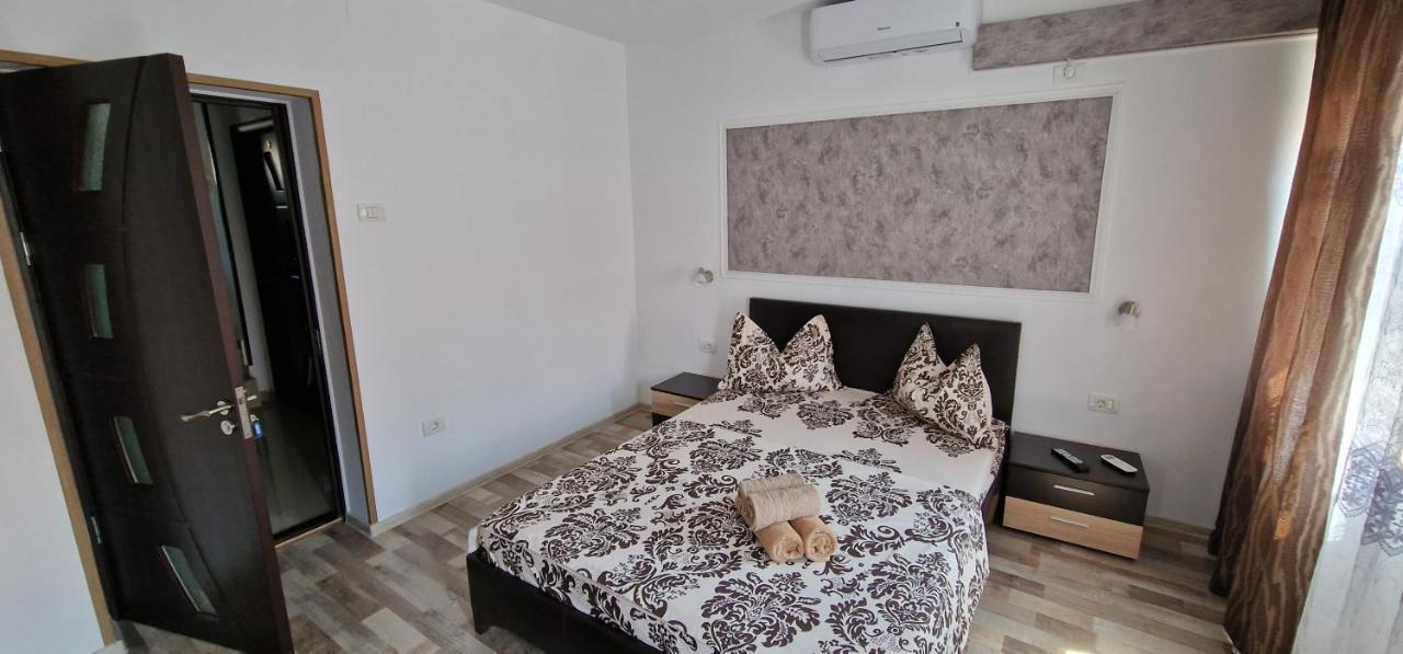 Casa Sebastian Hotel Costineşti Cameră foto